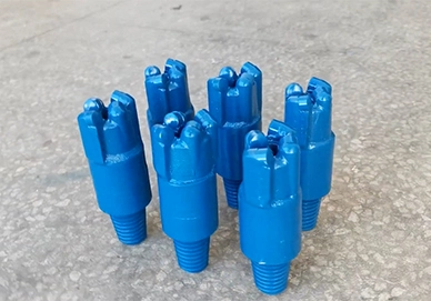 Punta da trapano senza nucleo PDC Flat Top 01