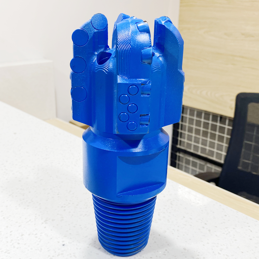 Come selezionare la dimensione dell'alesatore di roccia destra?